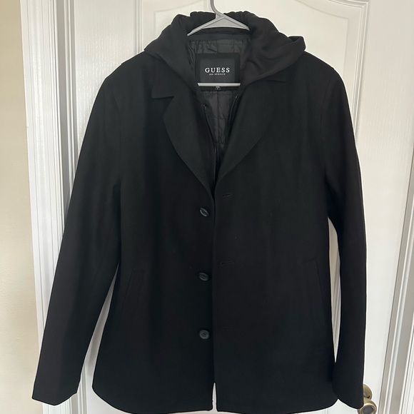 🦋NWOT GUESS Men’s Black Coat w Hood Insert Button Front Jacket Size L